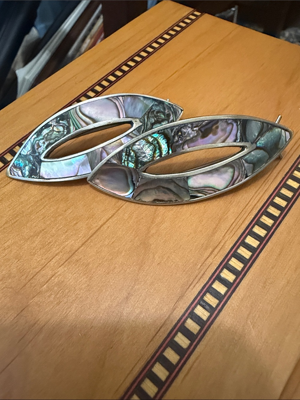 Abalone Inlay Oval Hair Clips - Iridescent Green/Purple